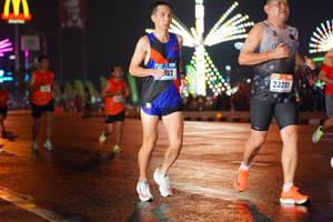 BIB: 000, 102, 23201
                            <button type="button" onclick="openModal(16195563)" class="btn btn-primary btn-sm float-right btn-popup" data-toggle="modal" data-target=".modal-high-quality">
                        <i class="fas fa-shopping-cart"></i> Add to Cart
                    </button>
                                            <button type="button" onclick="isThisMe(16195563, true)" class="btn btn-success btn-sm float-right btn-popup btn-isme hidden" data-toggle="tooltip" data-placement="bottom" title="นี่คือรูปของคุณใช่ไหม คลิกที่นี่เพื่อเอาเข้าอัลบั้ม">
                        <i class="fas fa-plus"></i> Add to album
                    </button>
                    <button type="button" onclick="isThisMe(16195563, false)" class="btn btn-warning btn-sm float-right btn-popup btn-isnotme hidden">
                        <i class="fas fa-ban"></i> Remove from album
                    </button>